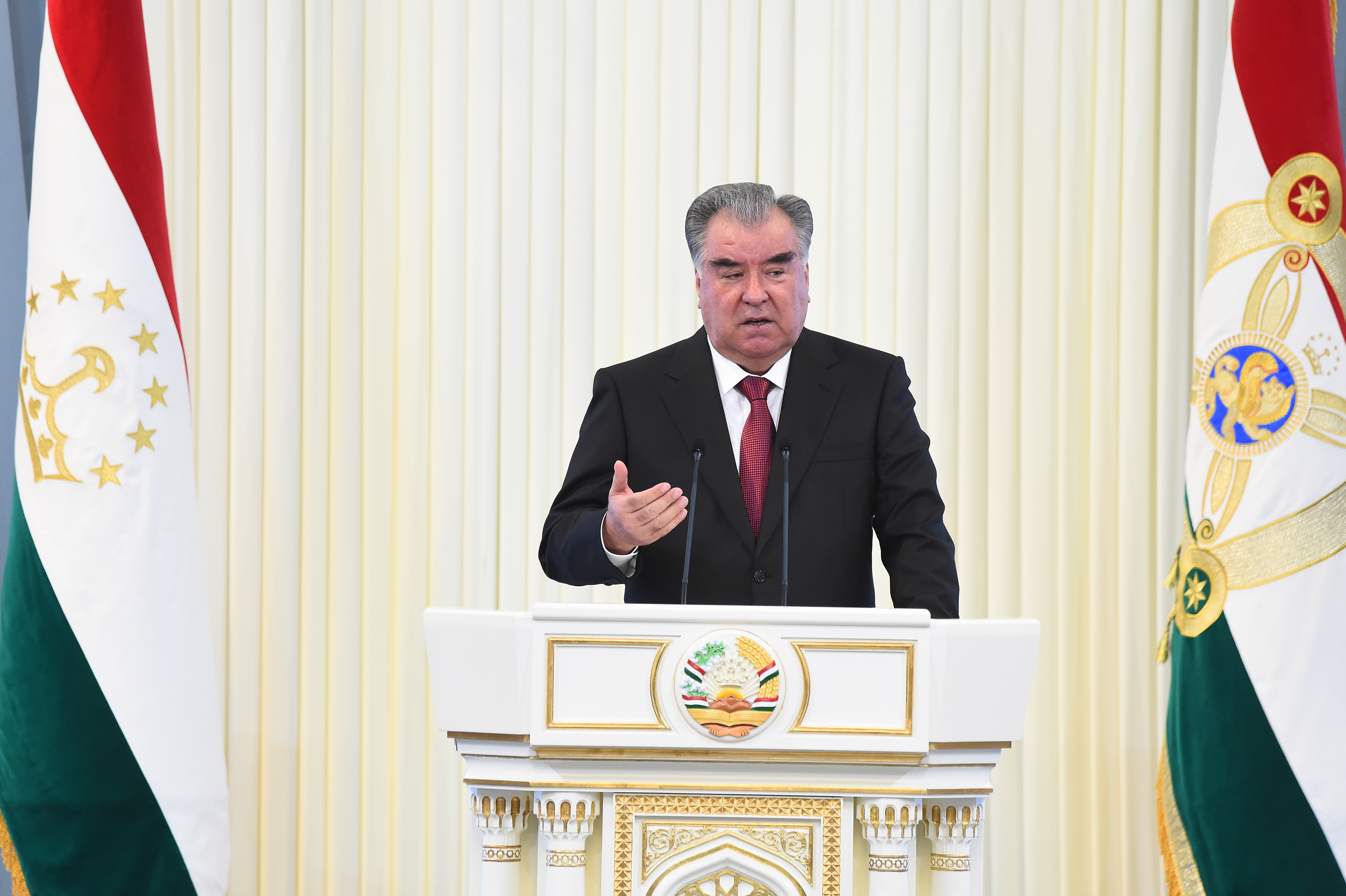 Заявление президента таджикистана. Эмомали Рахмон 2022. Эмомали Рахмон 2023.
